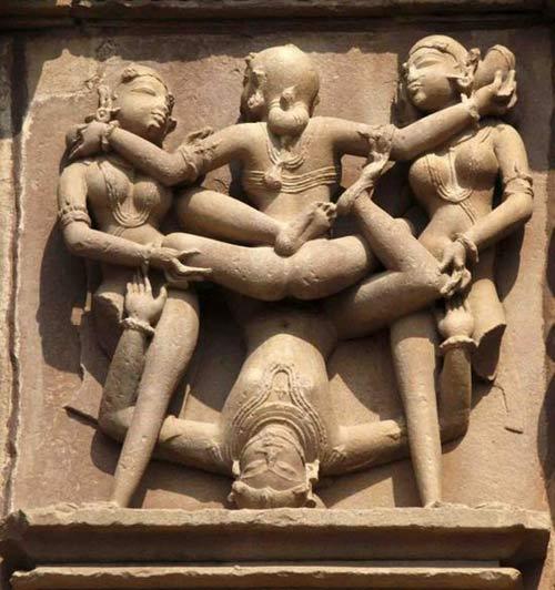 Индийская эротическая скульптура