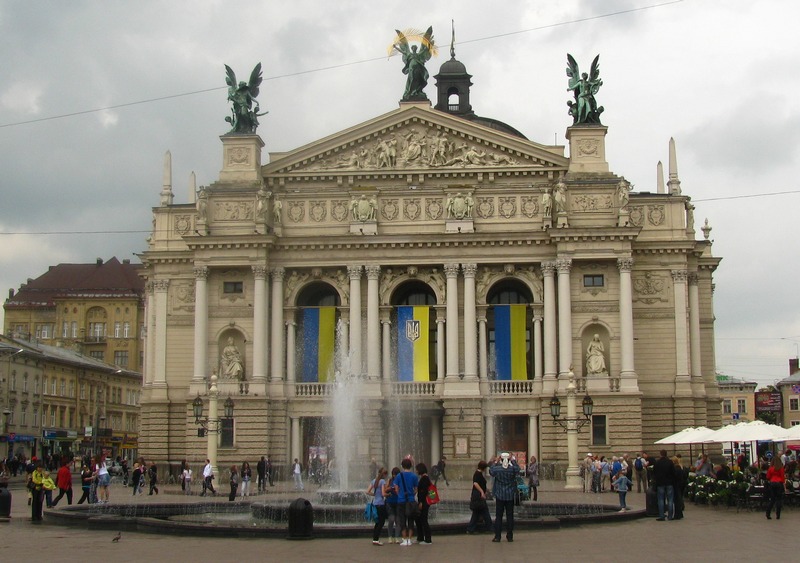 Львовский оперный театр