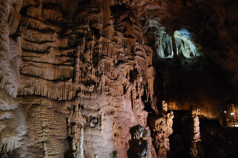Пещера Эмине Баир Хосар